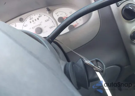 2001 Ford Explorer Sport Trac z USA, uszkodzony, nr VIN 1FMZU77E81UB45377